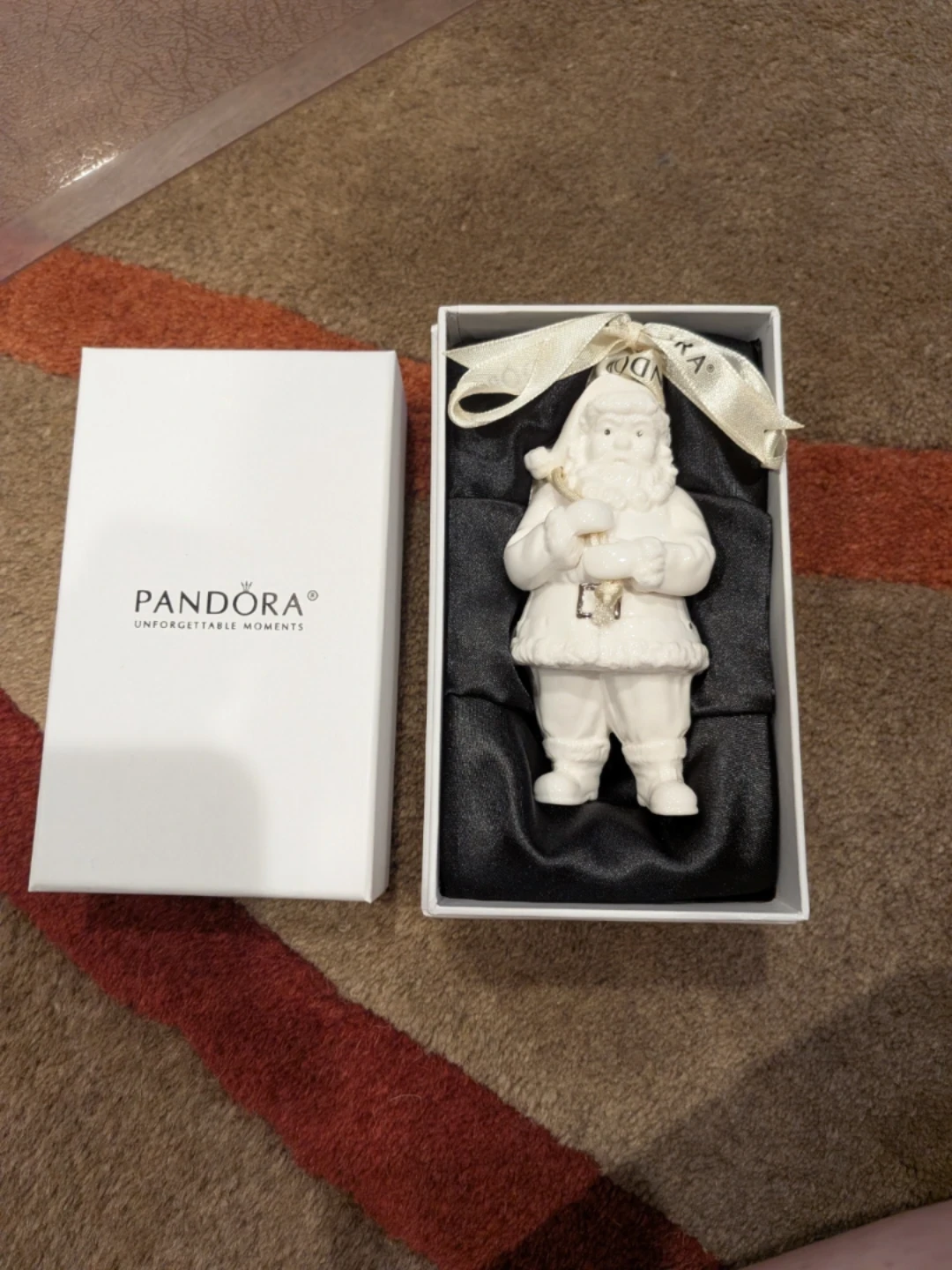 New Pandora Santa Ornament - photo 3
