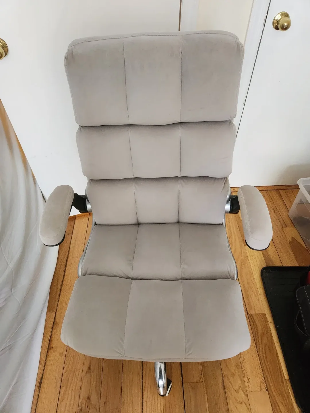 $20 Gray Faux Suede Executive Office Chair