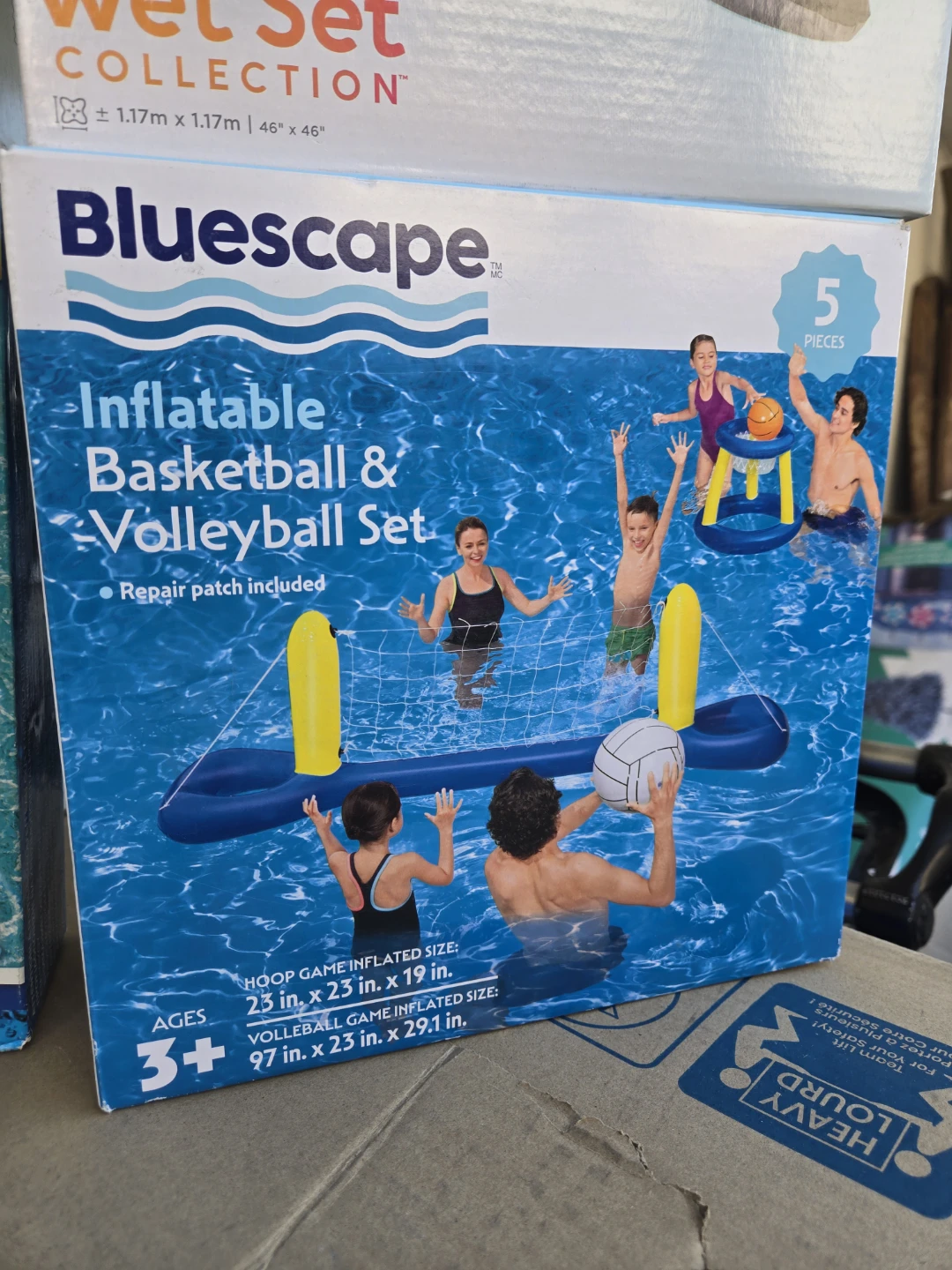 4 brand new inflatable floaty toys - photo 4