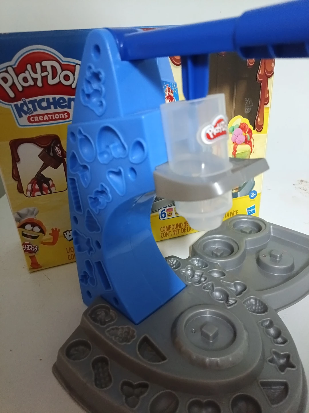 Play DOH sundae kitchen creations - photo 2