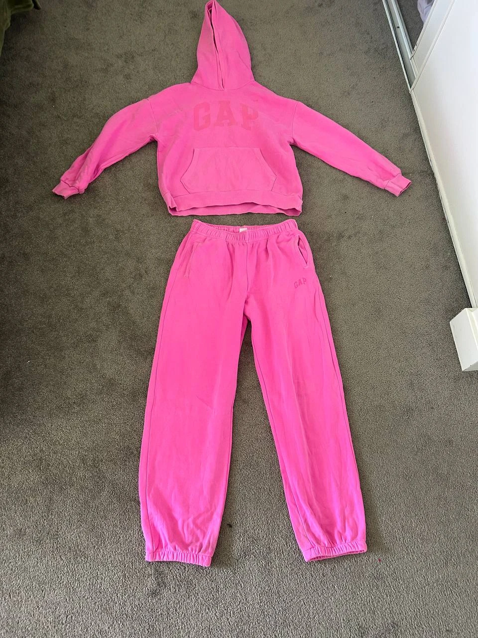 GAP Pink Hoodie and Sweatpants Set - photo 2