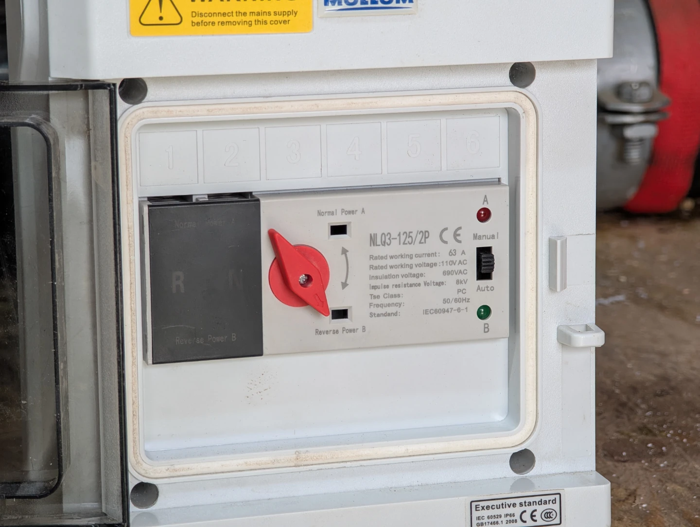 Mollom Electrical Enclosure Box with NLQ3-125/2P Switch - photo 5