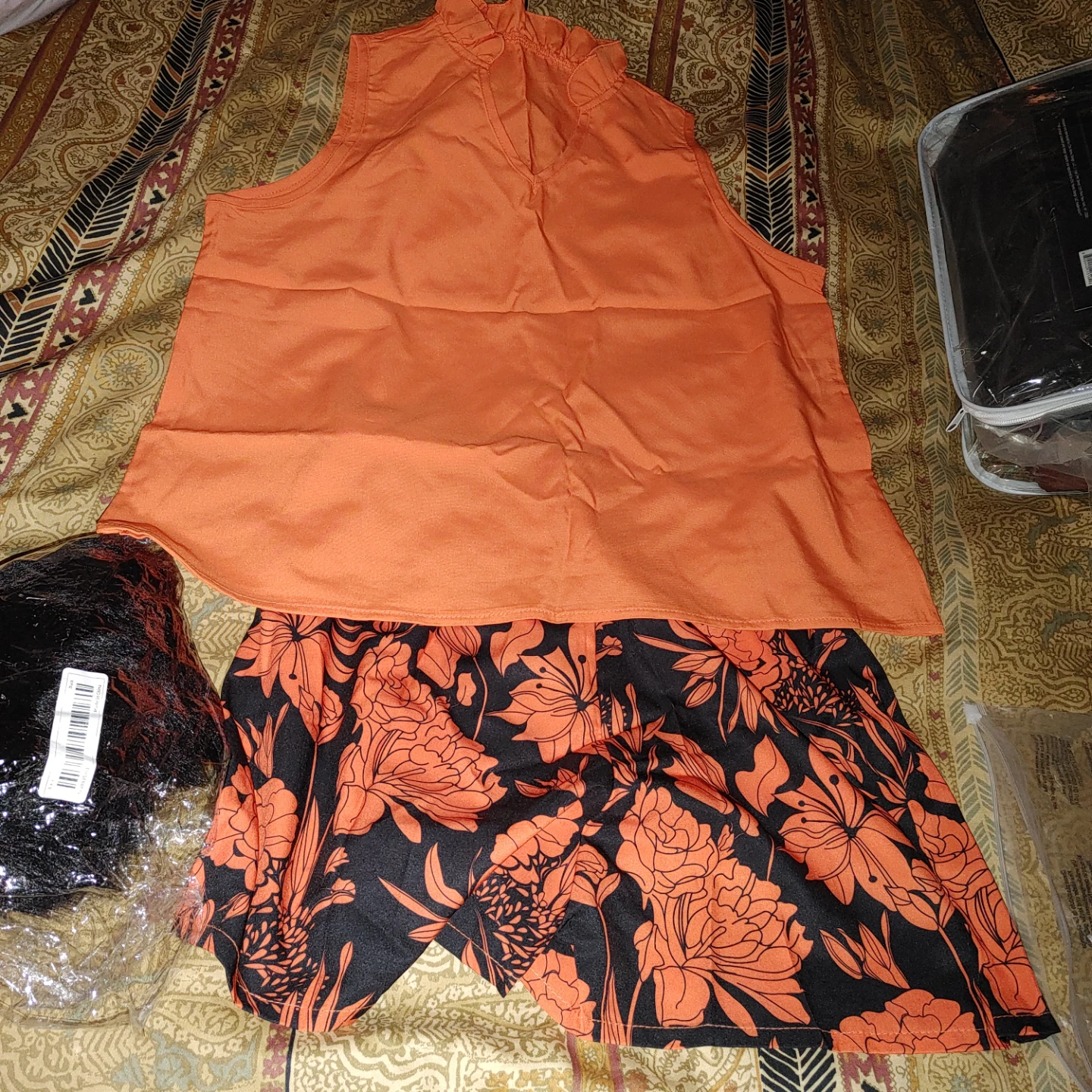 Orange floral print shorts and sleeveless top set - photo 2