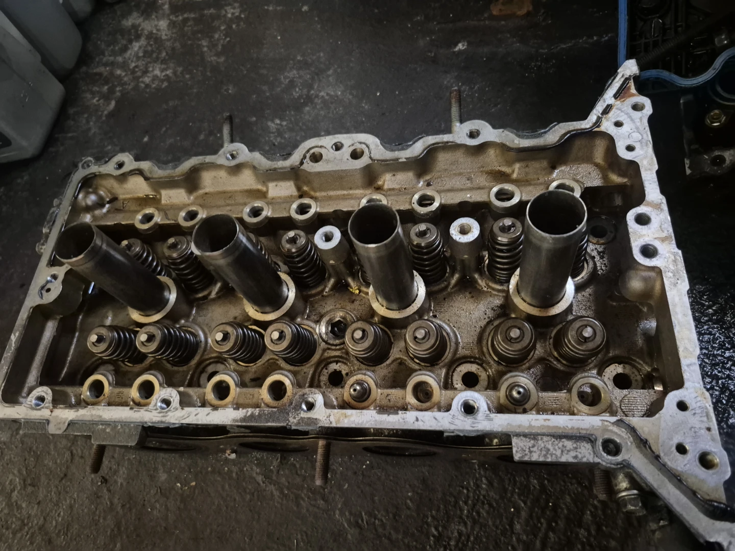 Engine Cylinder Head and Crankshaft Assembly - photo 5