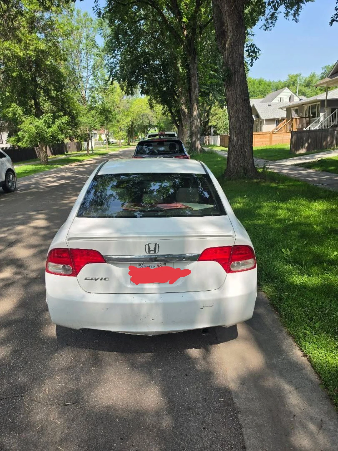 2010 Honda Civic. Great go to ride. High mileage. - photo 2