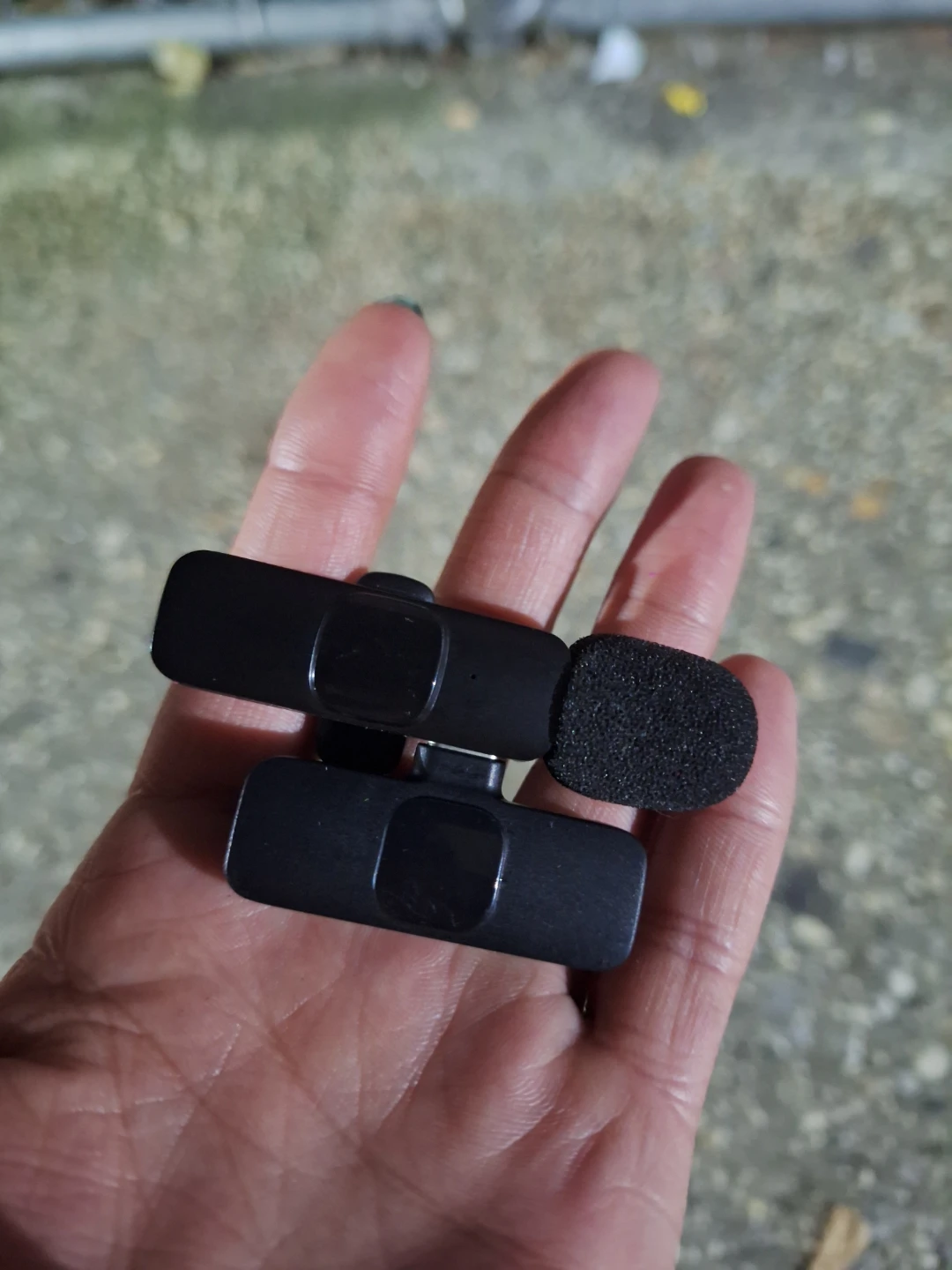 Wireless Lavalier Microphone Set