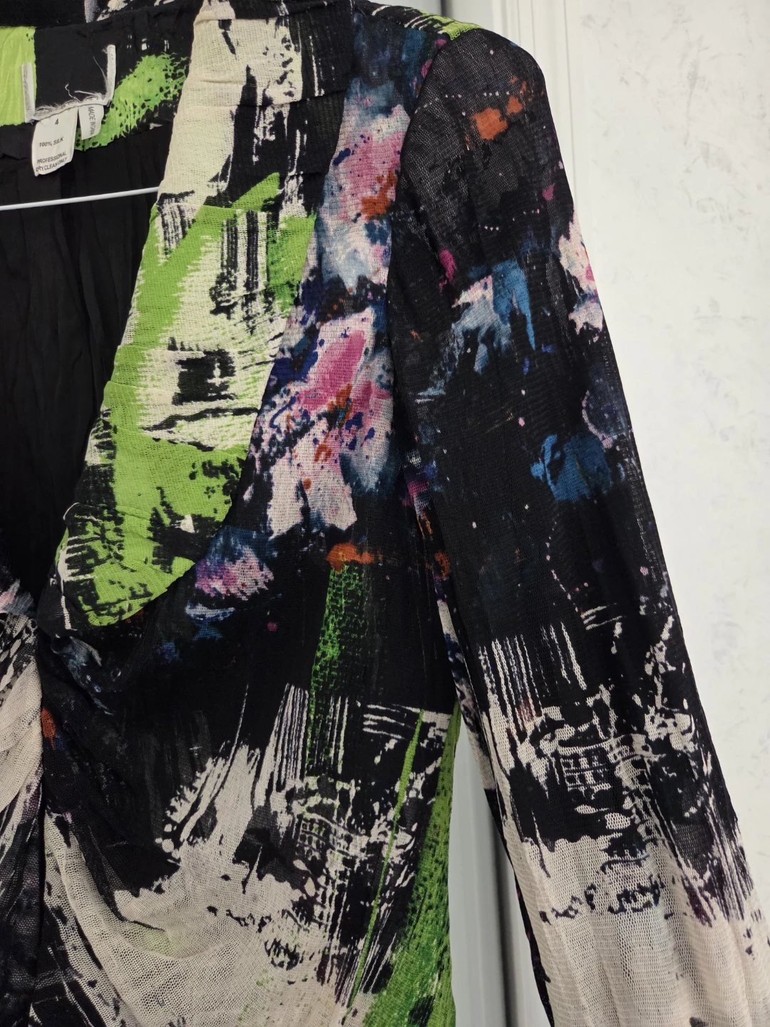 Abstract Print Silk Blazer Size 4 - photo 2