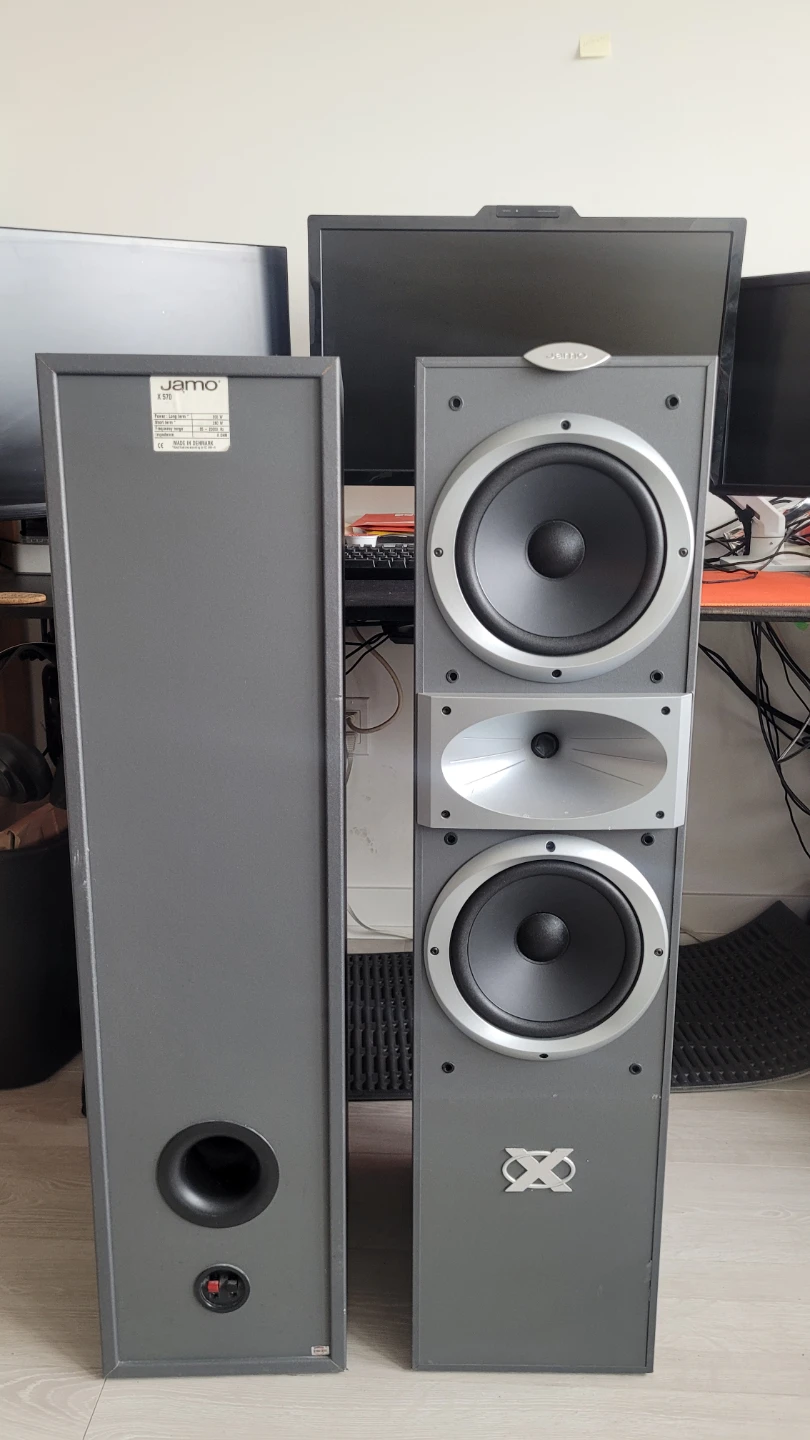 Jamo X 570 Floorstanding Speakers - photo 2