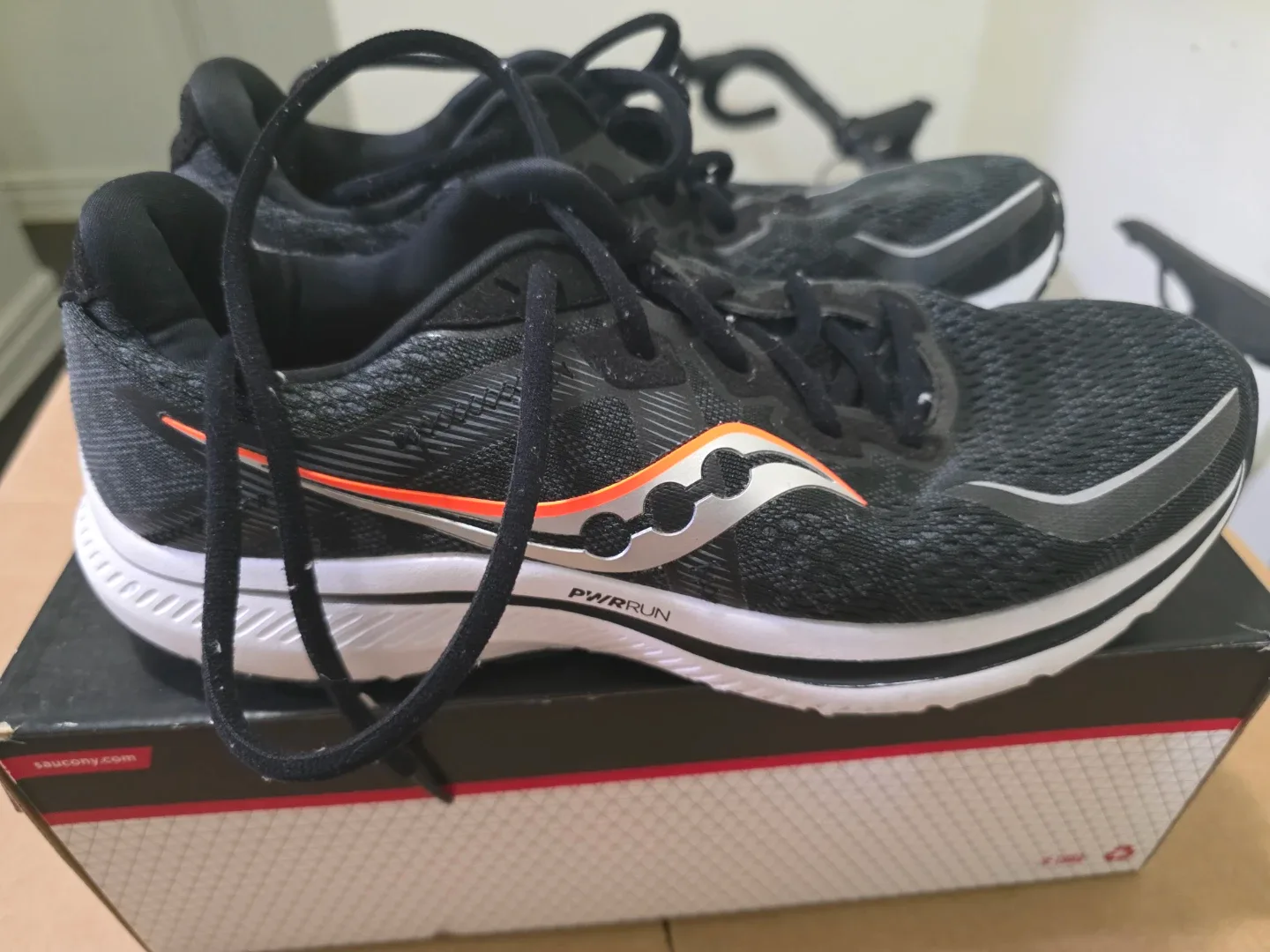 Saucony PWRRUN Running Shoes Men Size 10.5 Wide - photo 3