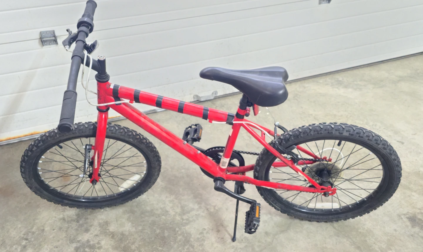Red Kids Bike - photo 2