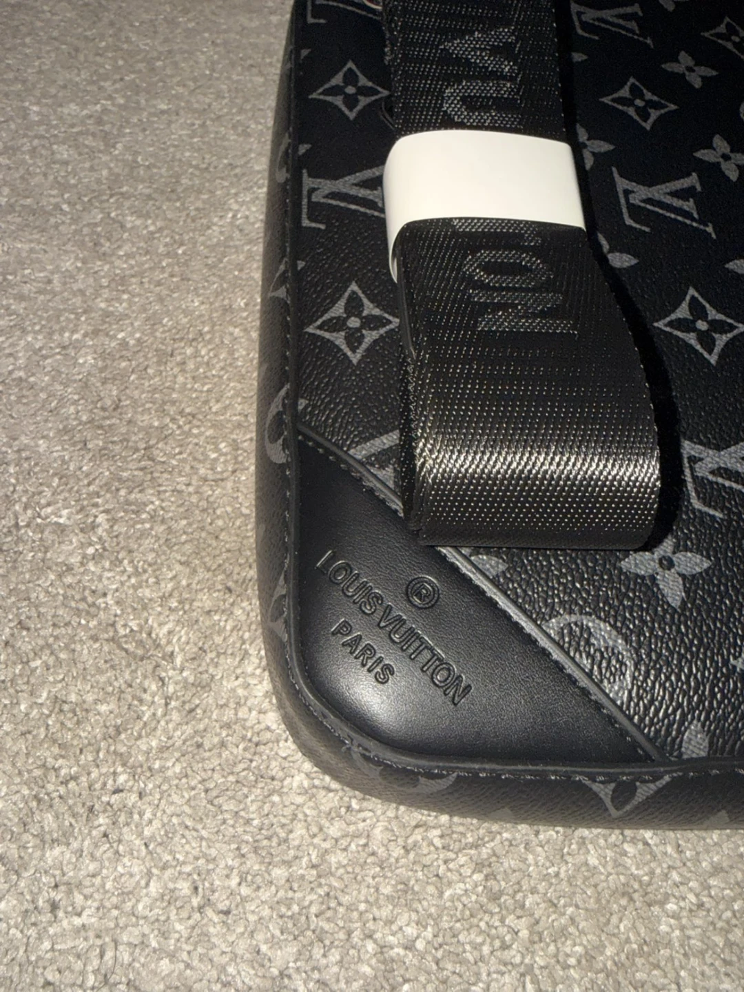 Louis Vuitton Crossbody Bag Set - photo 2