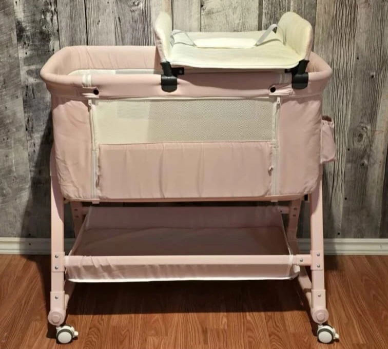 Pink Baby Bassinet with changing table and storage - photo 2