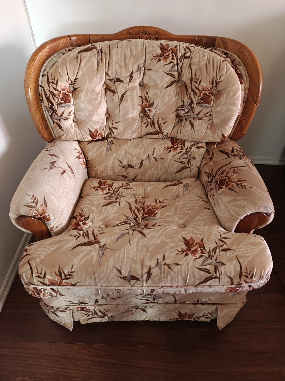 Big Cozy Vintage/ Classic Floral Rocking Chair - 99 OBO