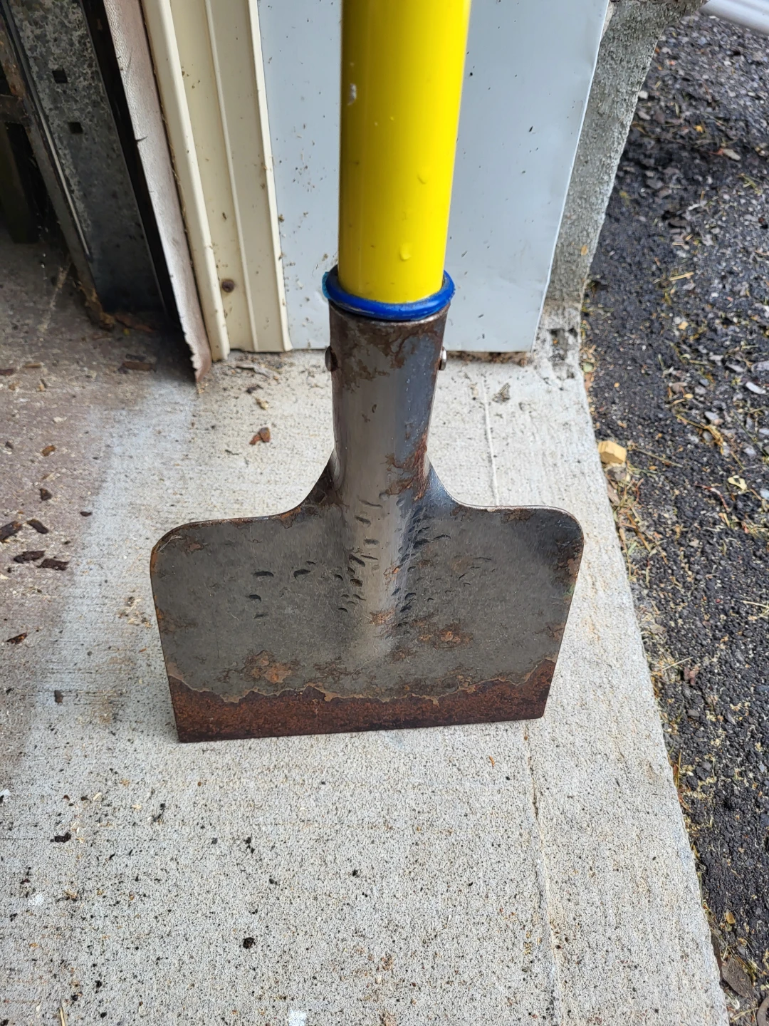 Shock Absorbing Edger Tool - photo 3