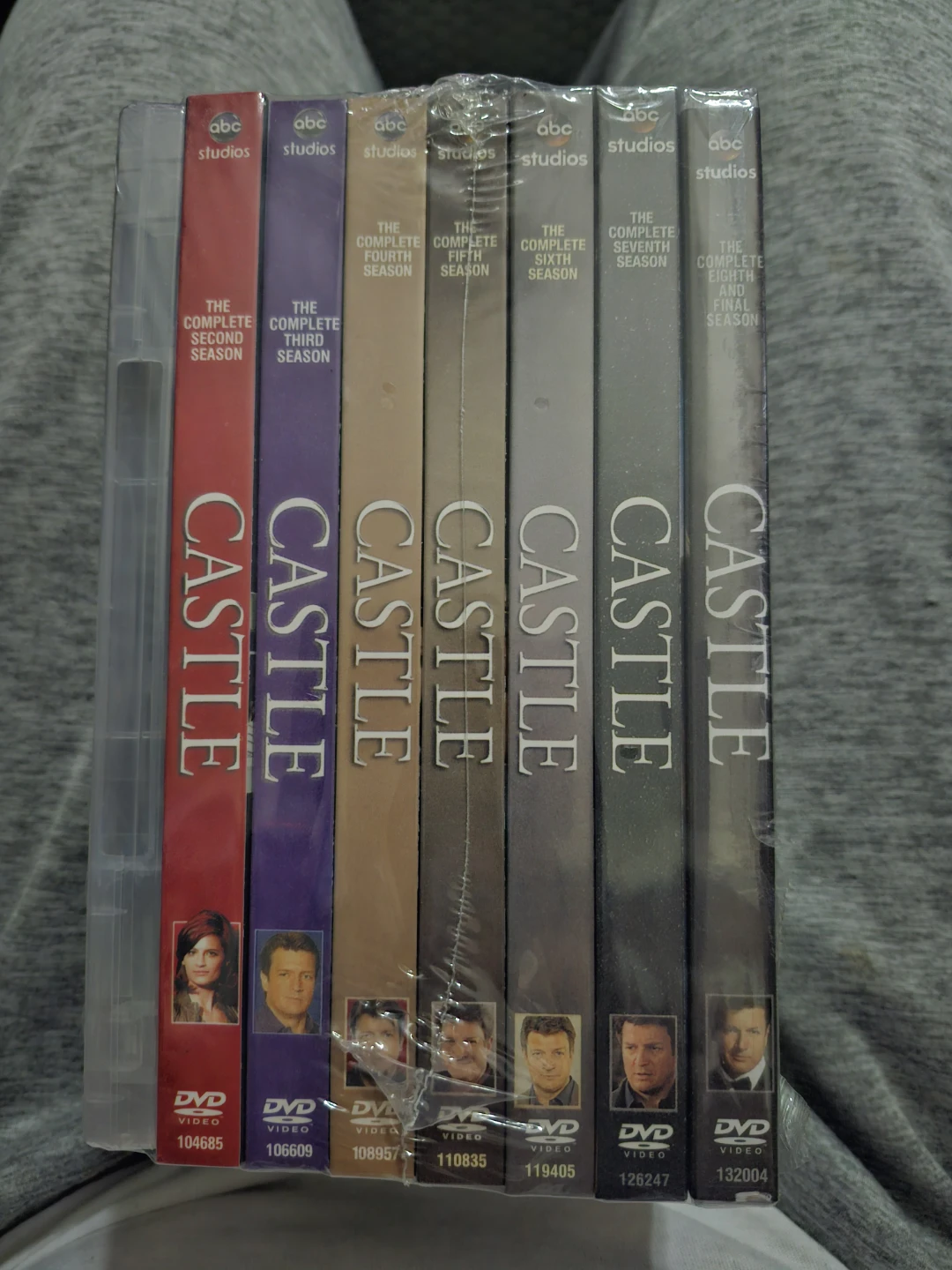 Castle: The Complete Series DVD Set - photo 2