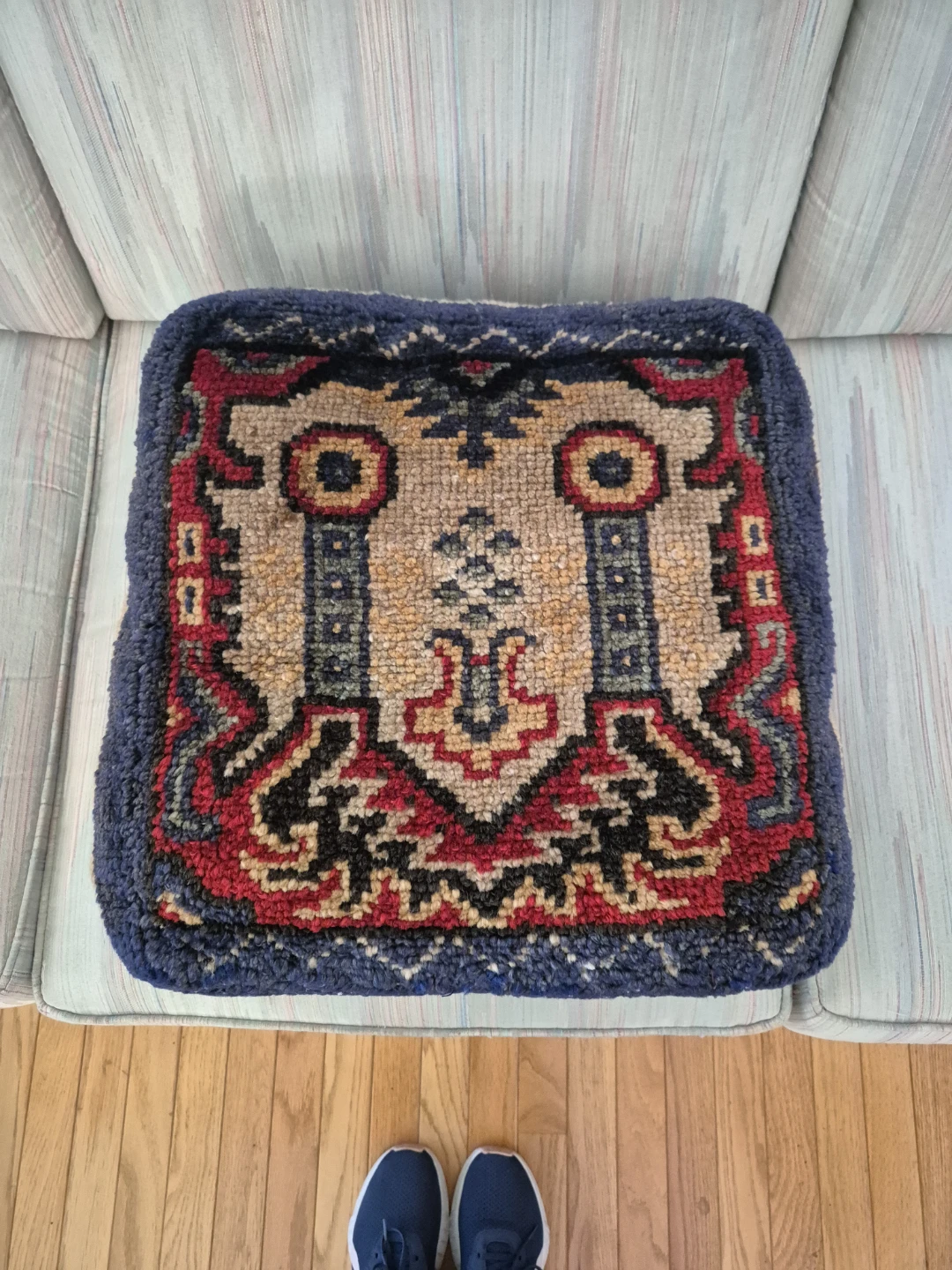 Handmade Rug-Hooked Cushion: Large Vintage/Antique, ROM Restored - photo 5