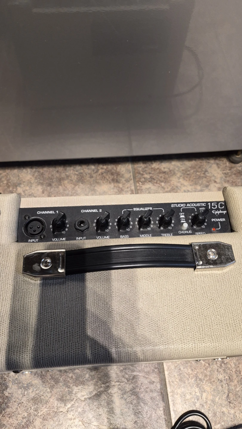 Epiphone Studio Acoustic 15c Guitar Amp - photo 2