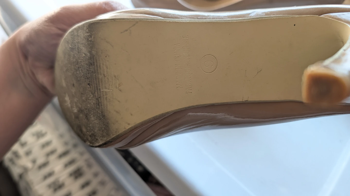 Suzy Shier Patent Nude Pumps - photo 3