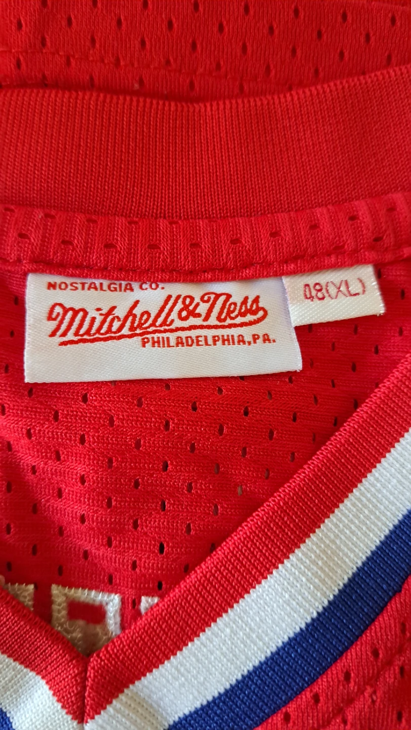 Mitchell & Ness Julius Erving 76ers Jersey - Size XL - photo 3