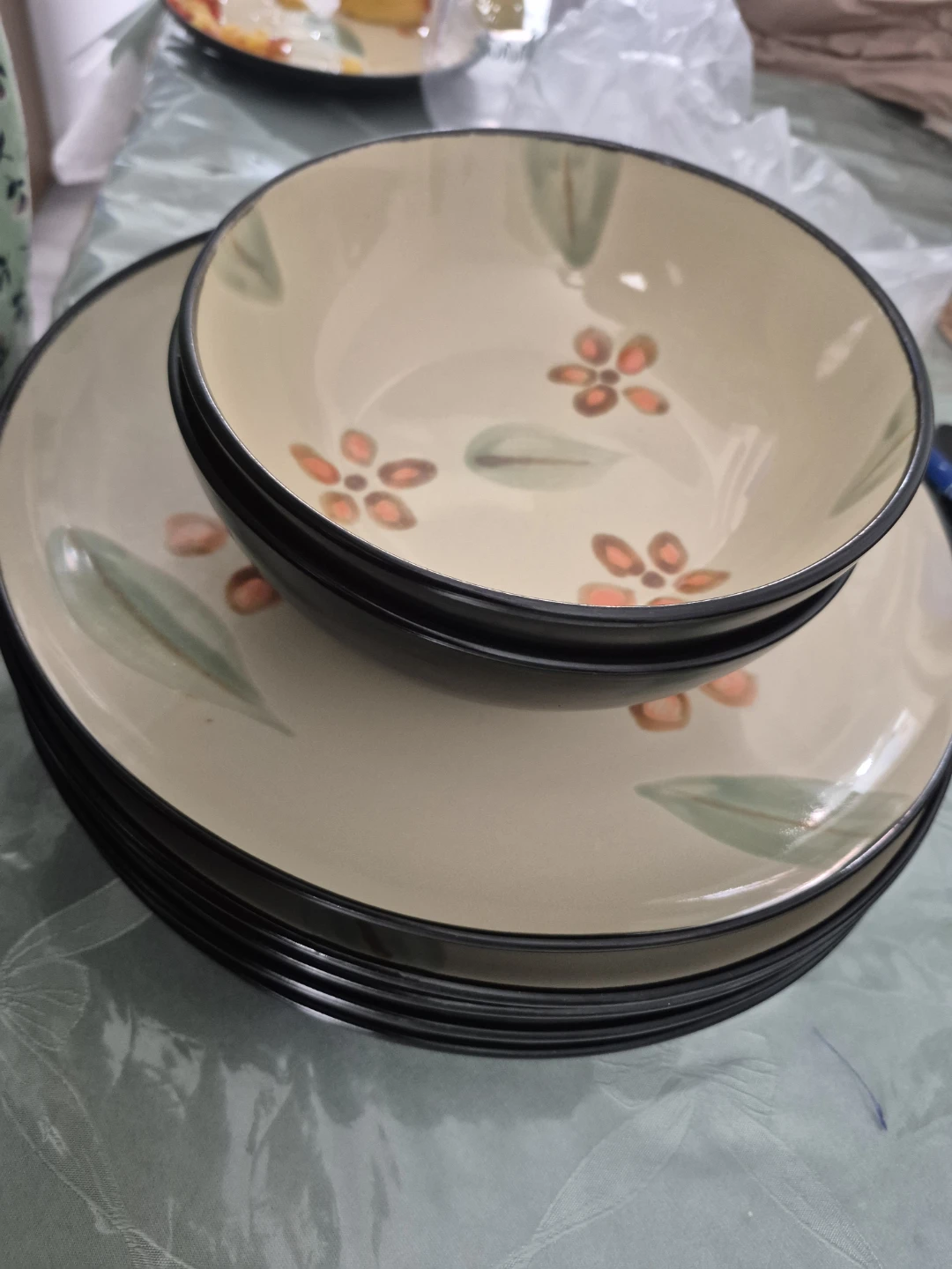 Mayfair & Jackson Dinner5 Plates2 bowl