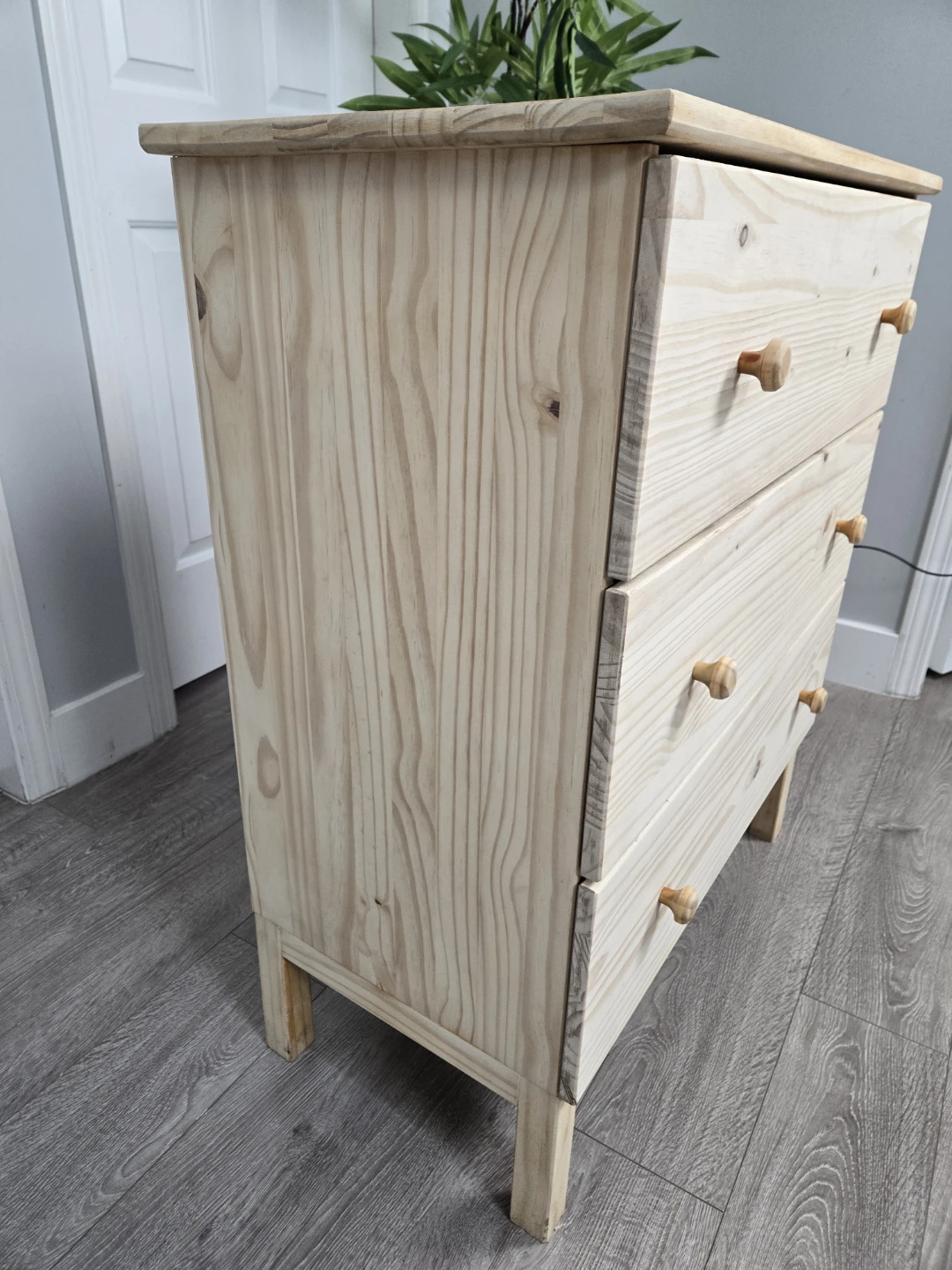 Newly sanded vintage ikea tarva 3 drawer dresser - photo 3
