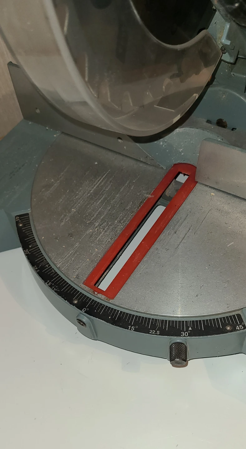 Delta 8-1/4" Compound Miter Saw - Great Condition! - photo 5