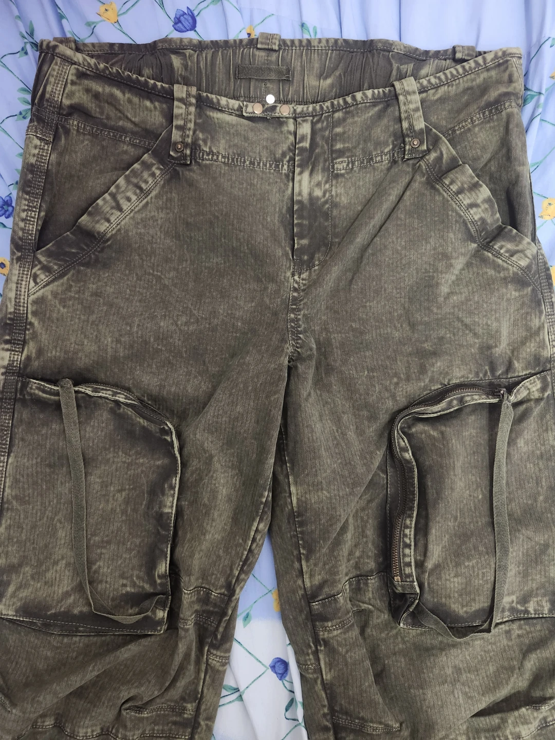 We The Free Olive Cargo Pants Size M - photo 4