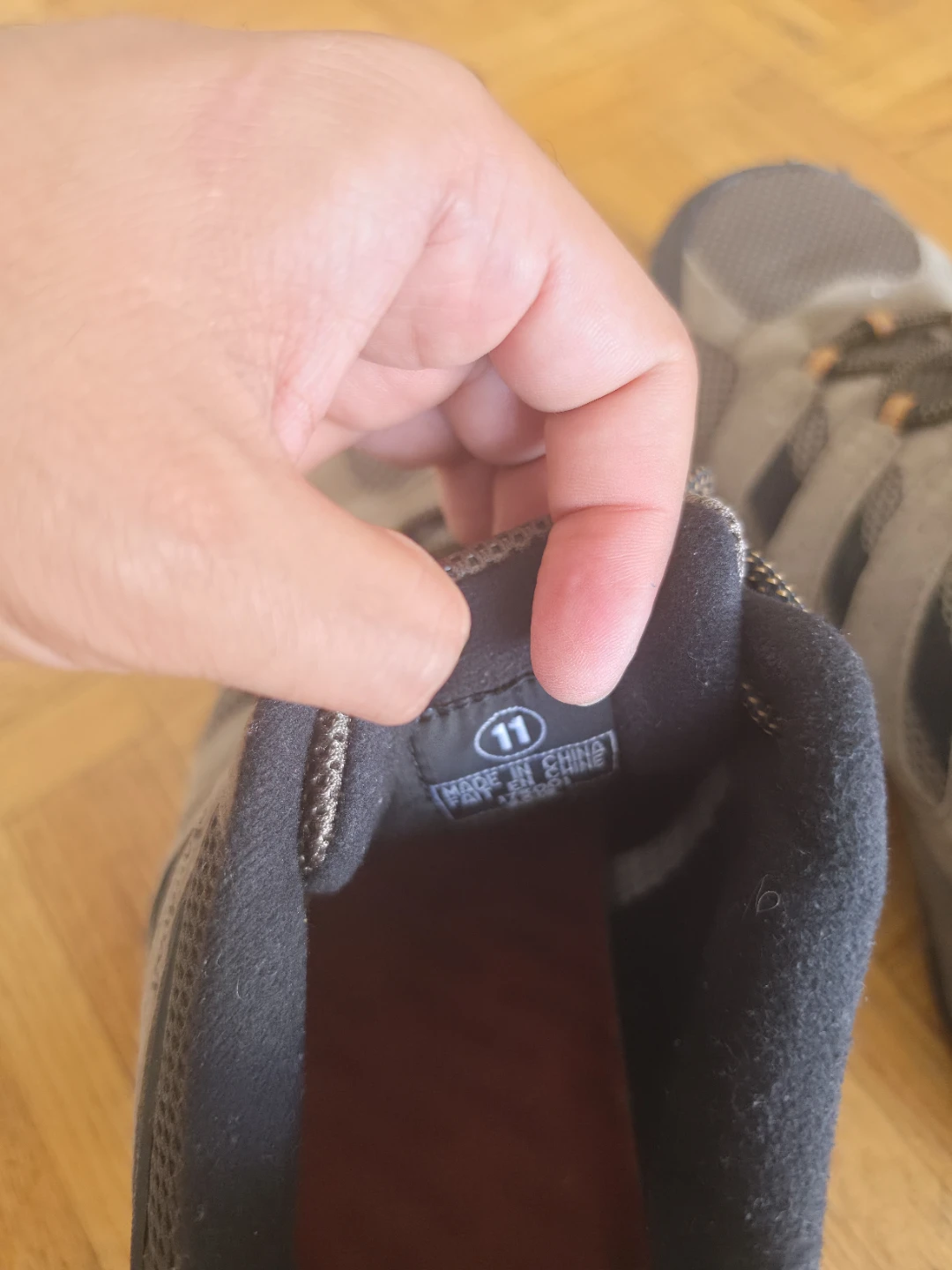 Cloudveil Hiking Shoes Size 11 - photo 3