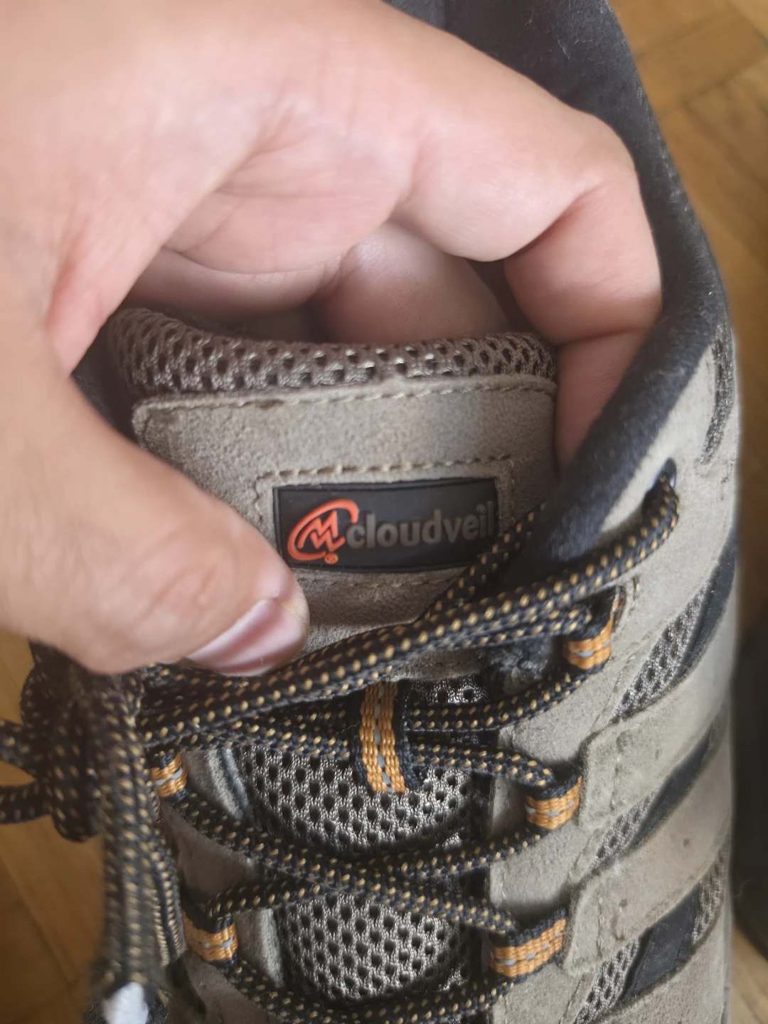 Cloudveil Hiking Shoes Size 11 - photo 4