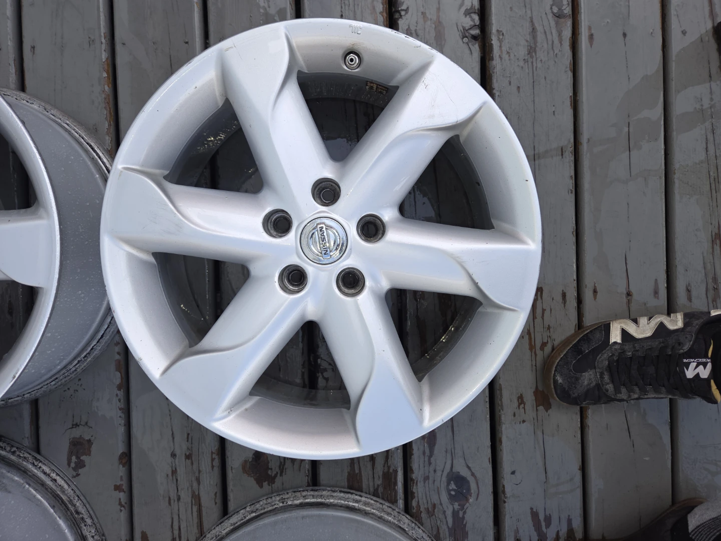 18" Nissan OEM Alloy Wheels Rim Set - photo 4