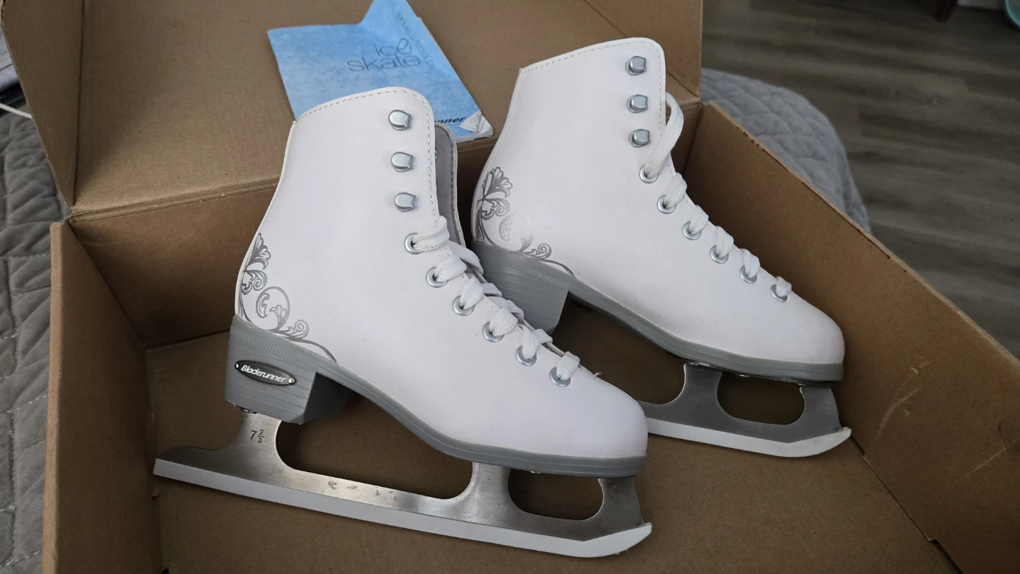 Bladerunner Allure Figure Ice Skates - Size 13J - photo 3