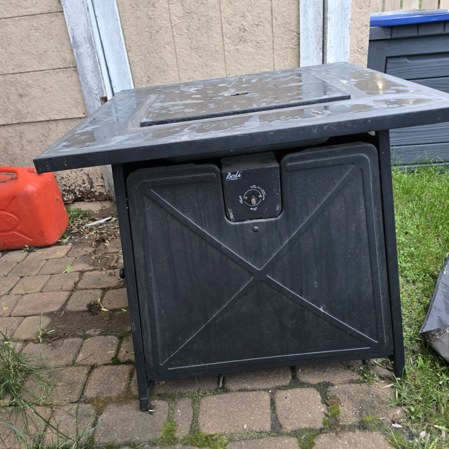 Bond propane Fire Pit Table