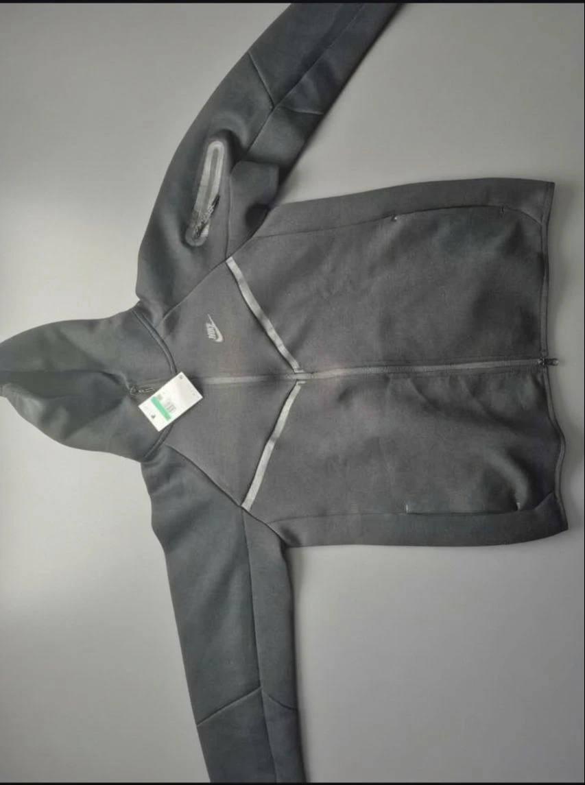 Nike Tech Fleece Full-Zip Hoodie