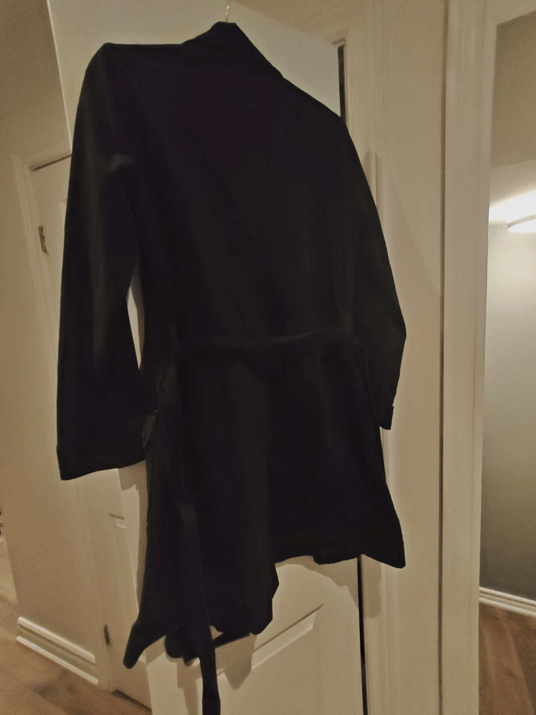 Tommy Hilfiger Black Double-Breasted Trench Coat - Size M - photo 3