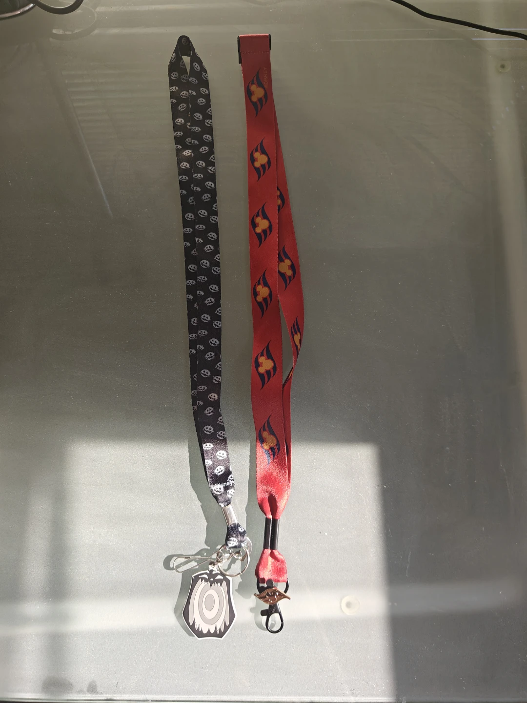 2 Disney Lanyards with Charm and Gold Pin - photo 2