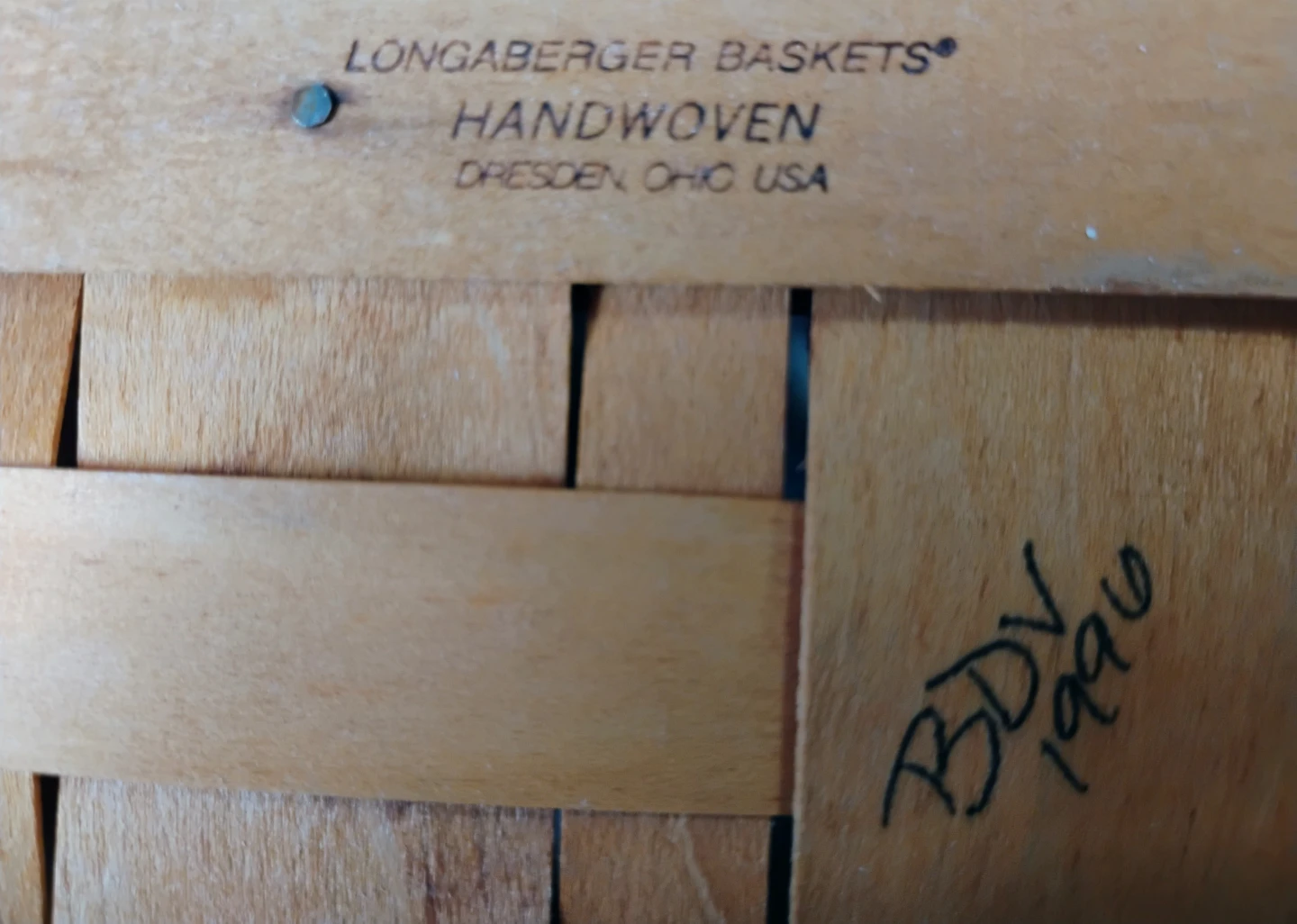 1996 SIGNED LONGABERGER SLANTED “BANANNA” BASKET - photo 5