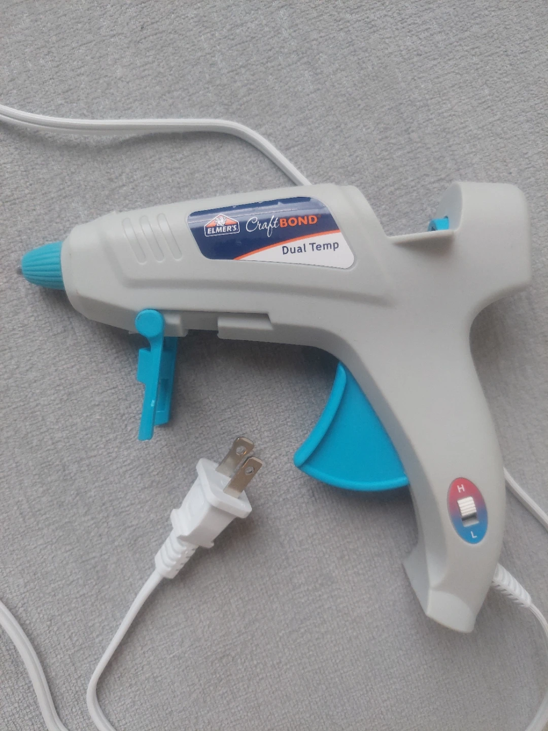 Craft Bond Dual Temp Glue Gun plus 22 glue sticks by Elmer's - photo 2