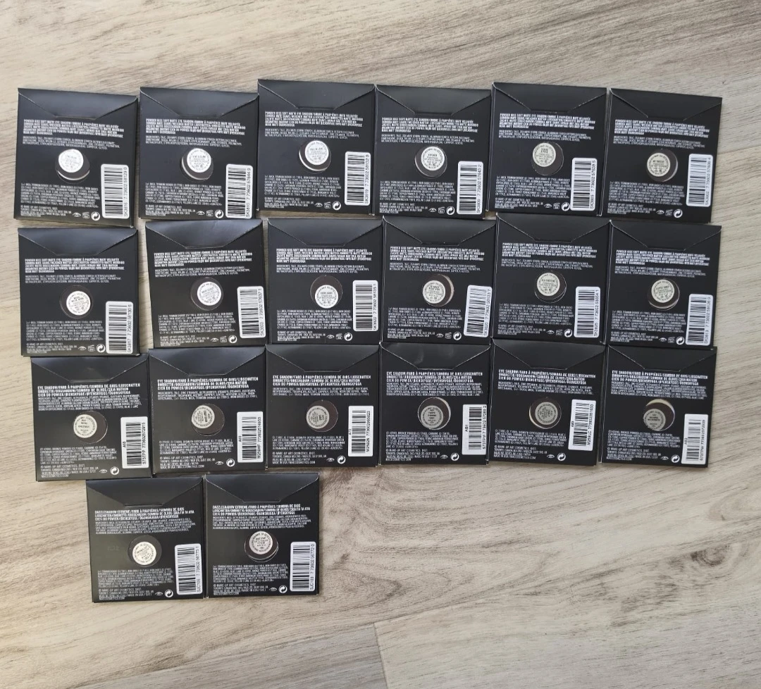 MAC Eye Shadow  5$ each - photo 2