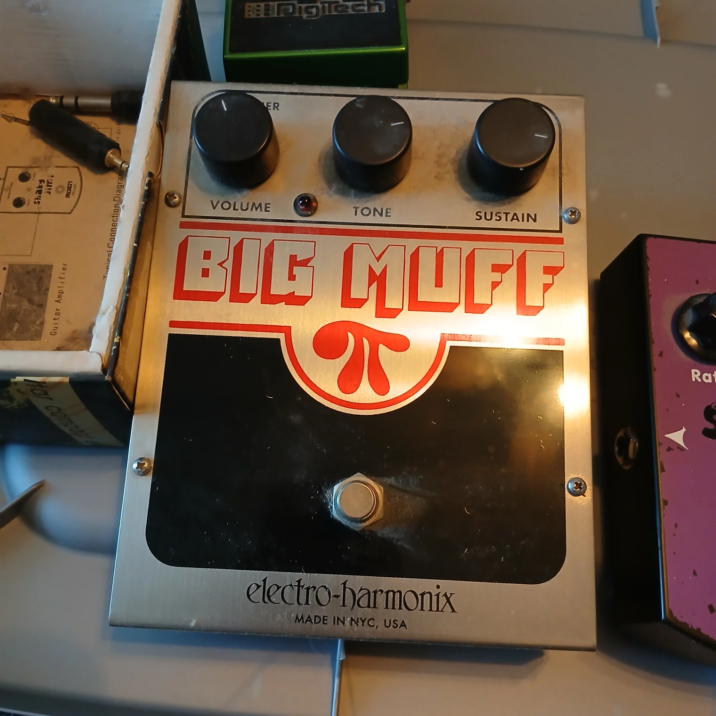 Electro-Harmonix Big Muff Pi Guitar Effects Pedal