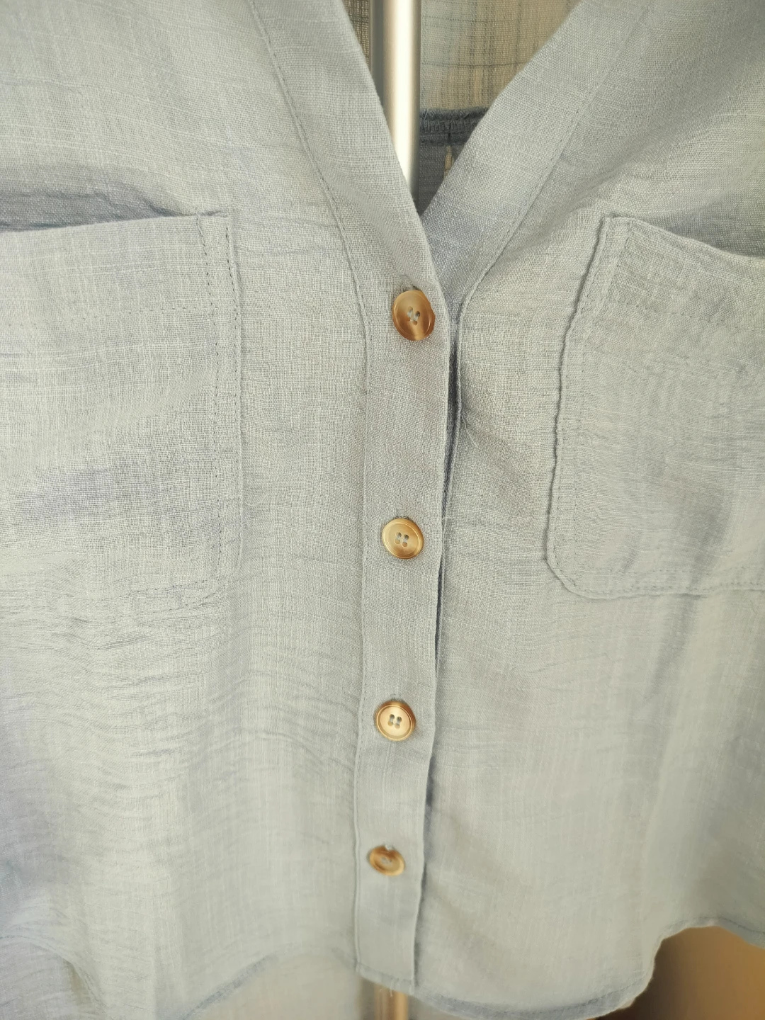 NEW" Light Blue Button-Up Shirt. Size S - photo 3