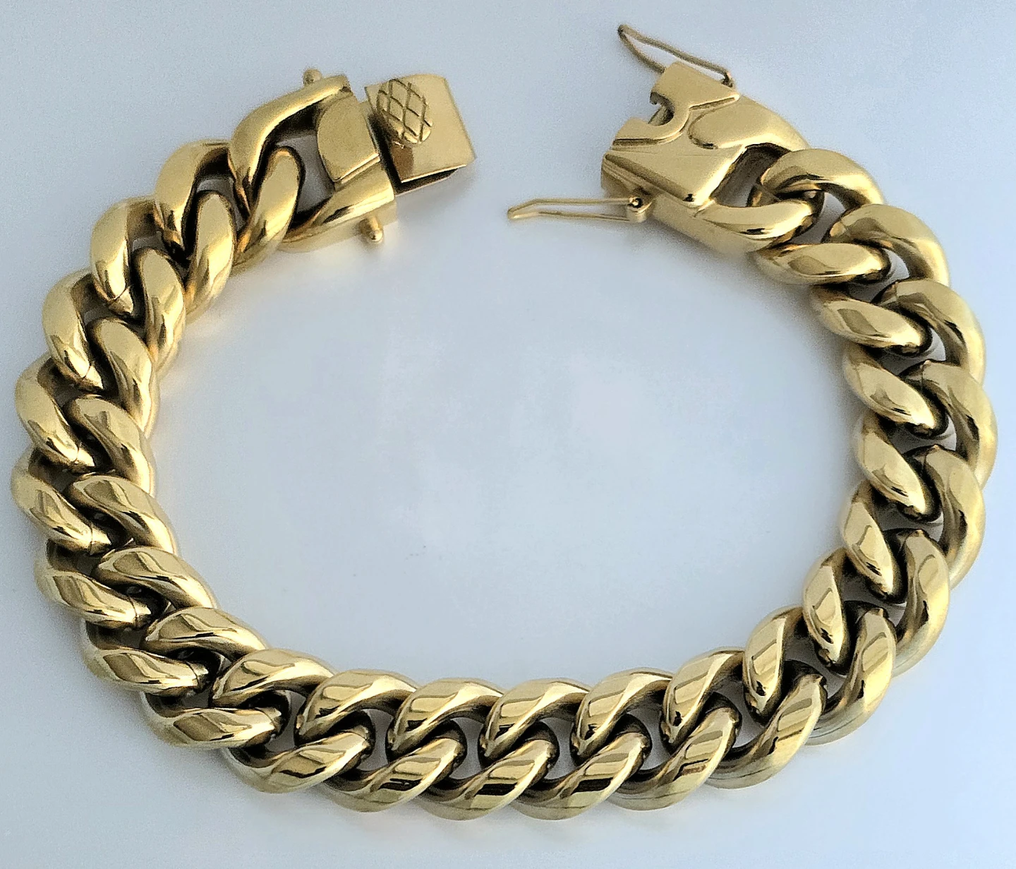 GOLD PLATED BRACELETS (NEW)