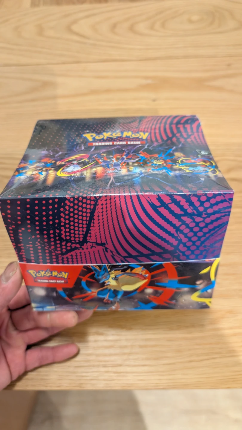 Mega Evolutions Mini tin display