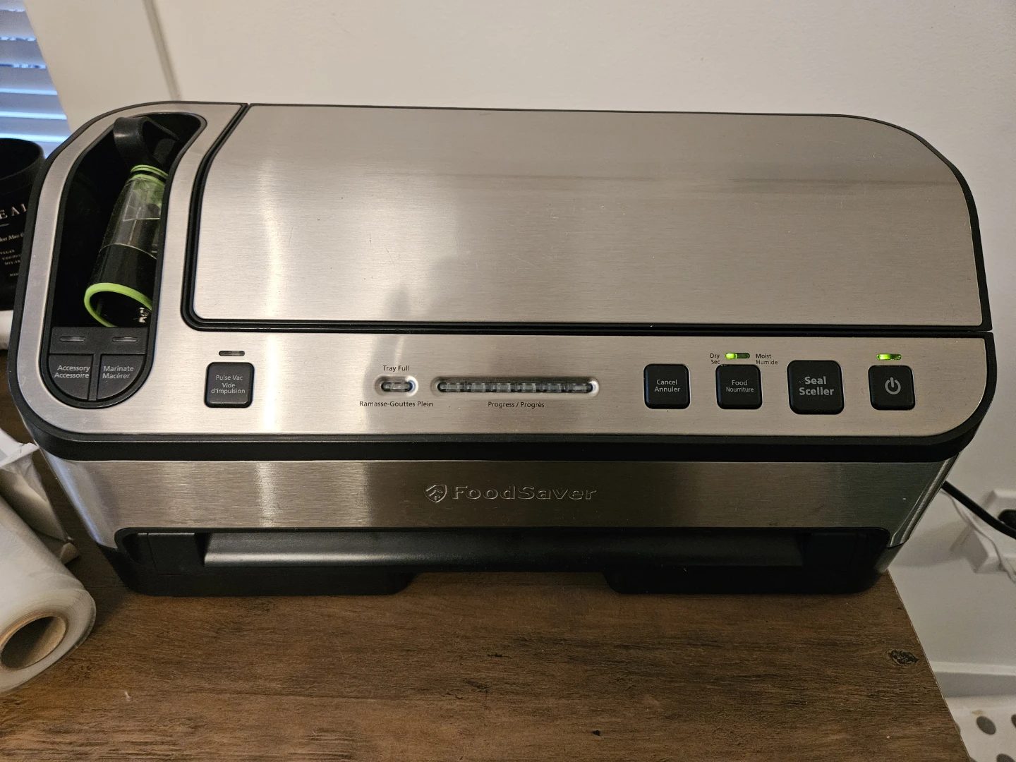 FoodSaver Vacuum Sealer