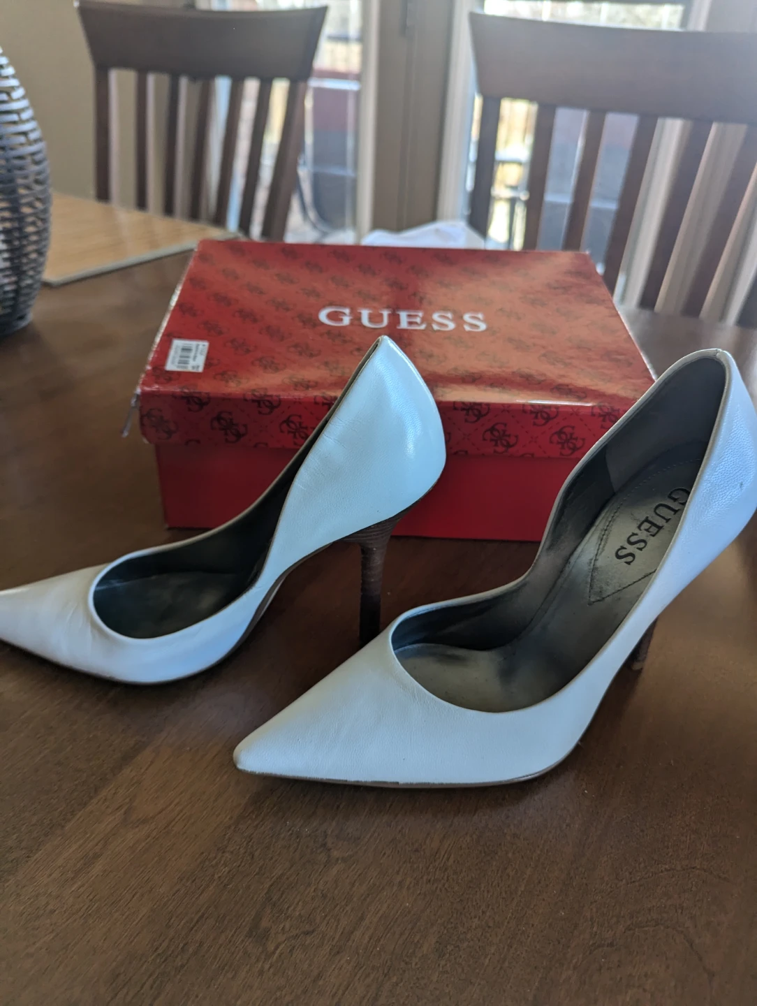 Brand New Guess White Leather Heels with Box. Size 6.