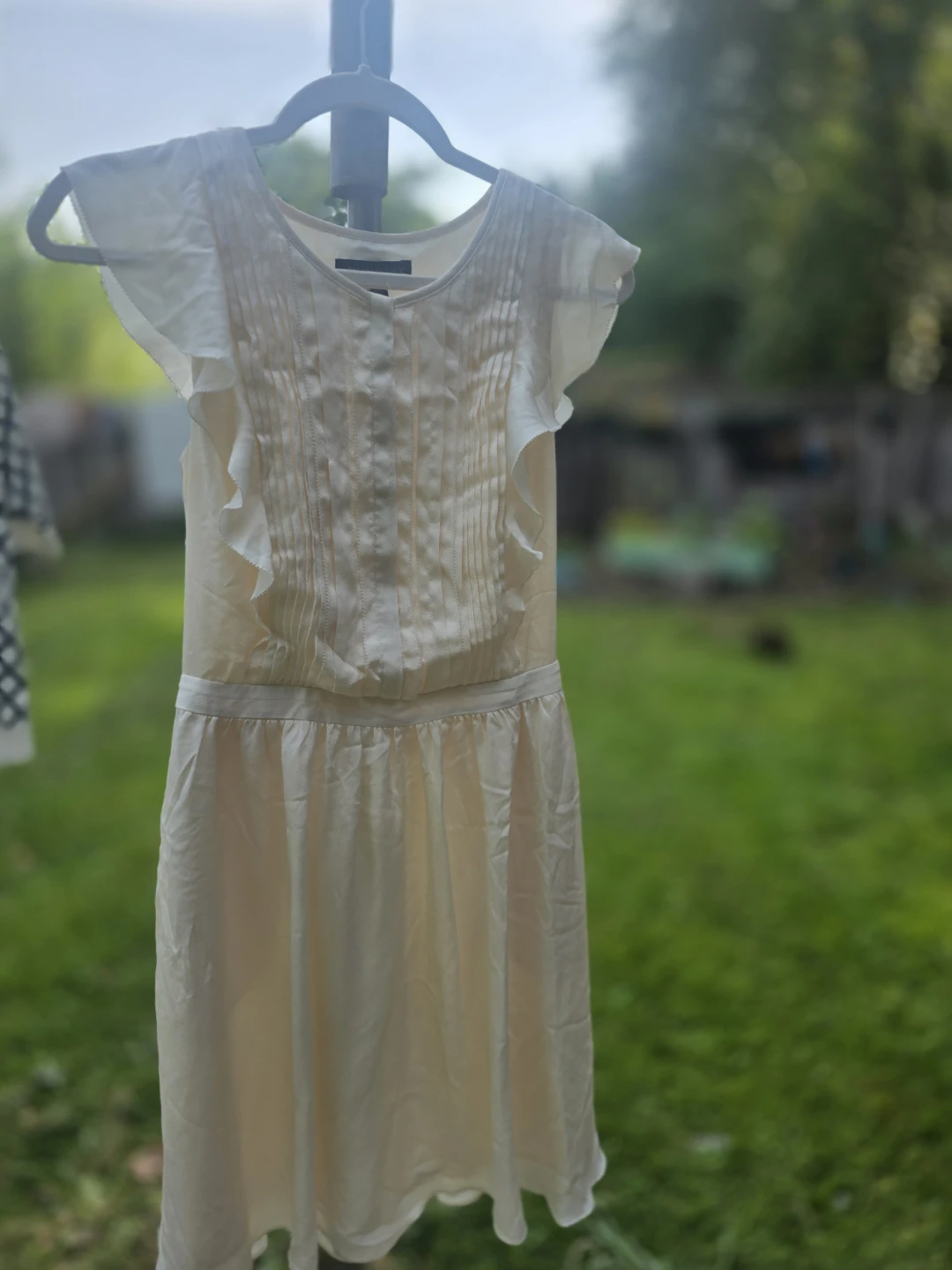 Banana republic Cream Ruffle Front Dress