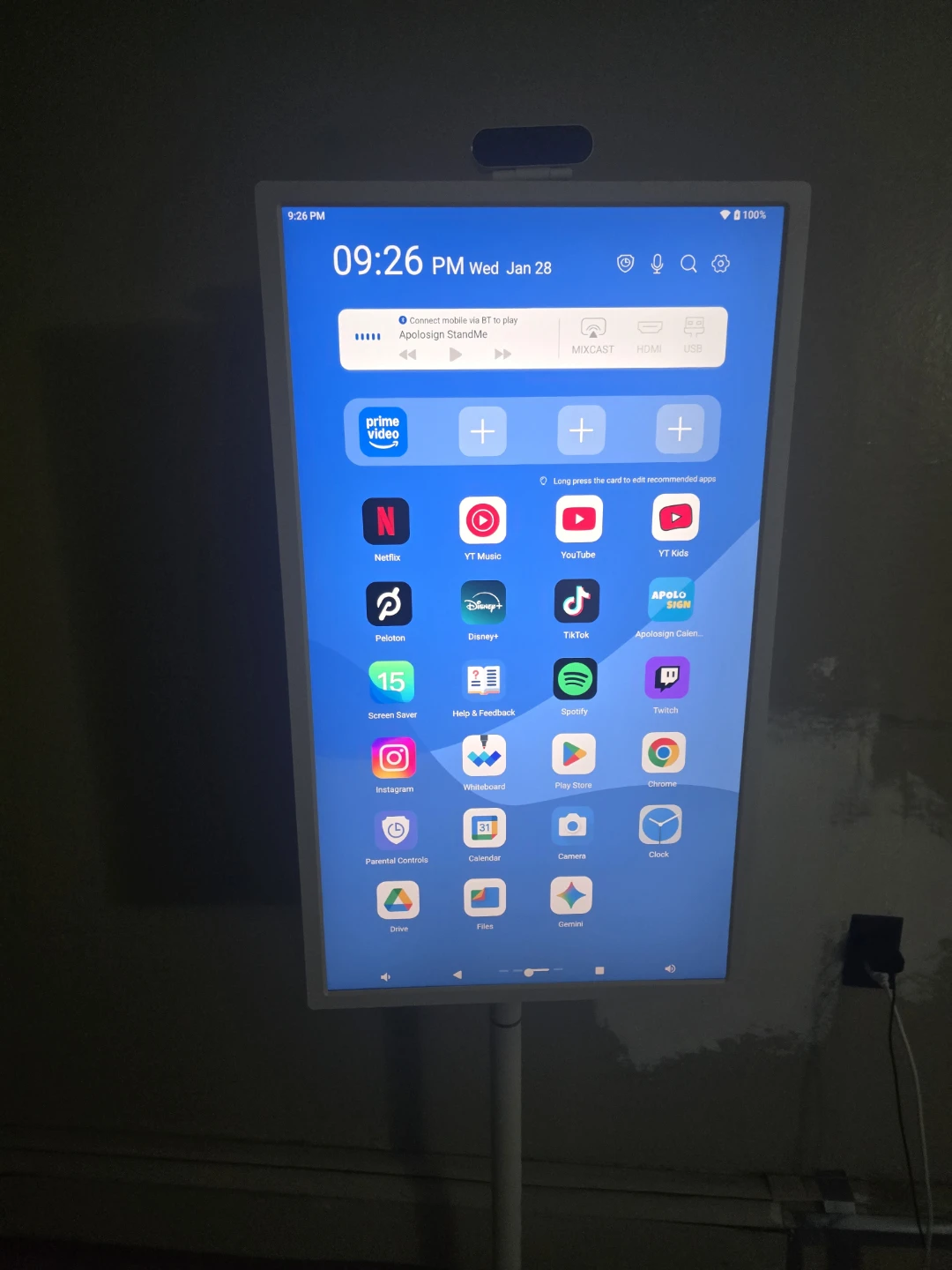 ApoloSign portable tv 32 inch 4k android app touchscreen - photo 2