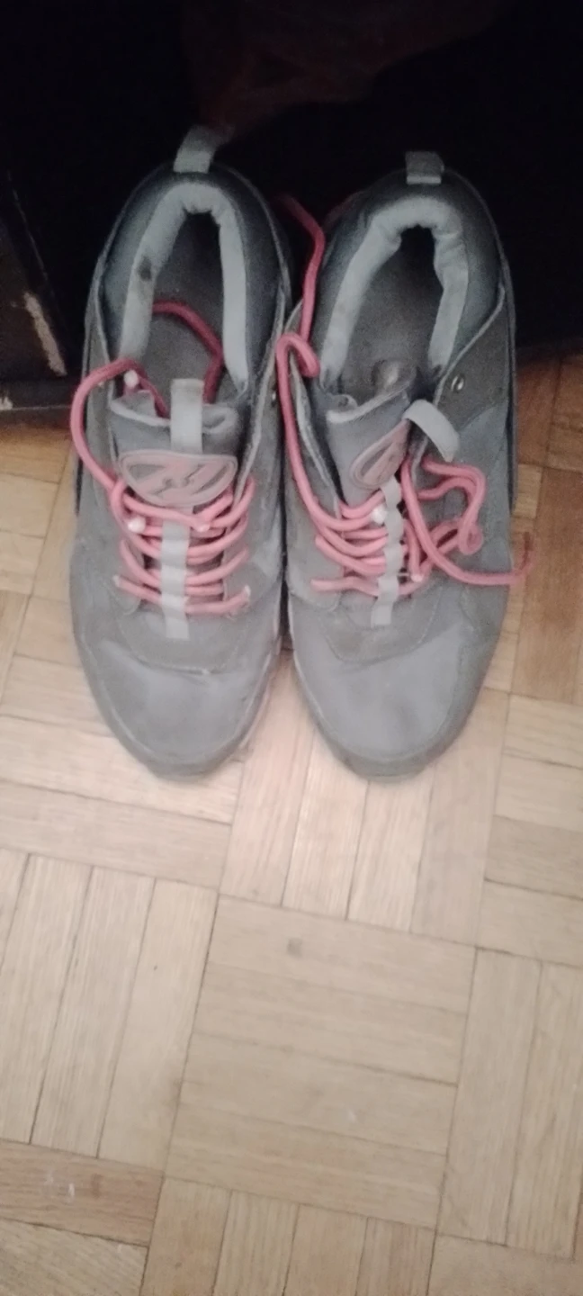 Grey Heelys with Pink Accents - photo 3