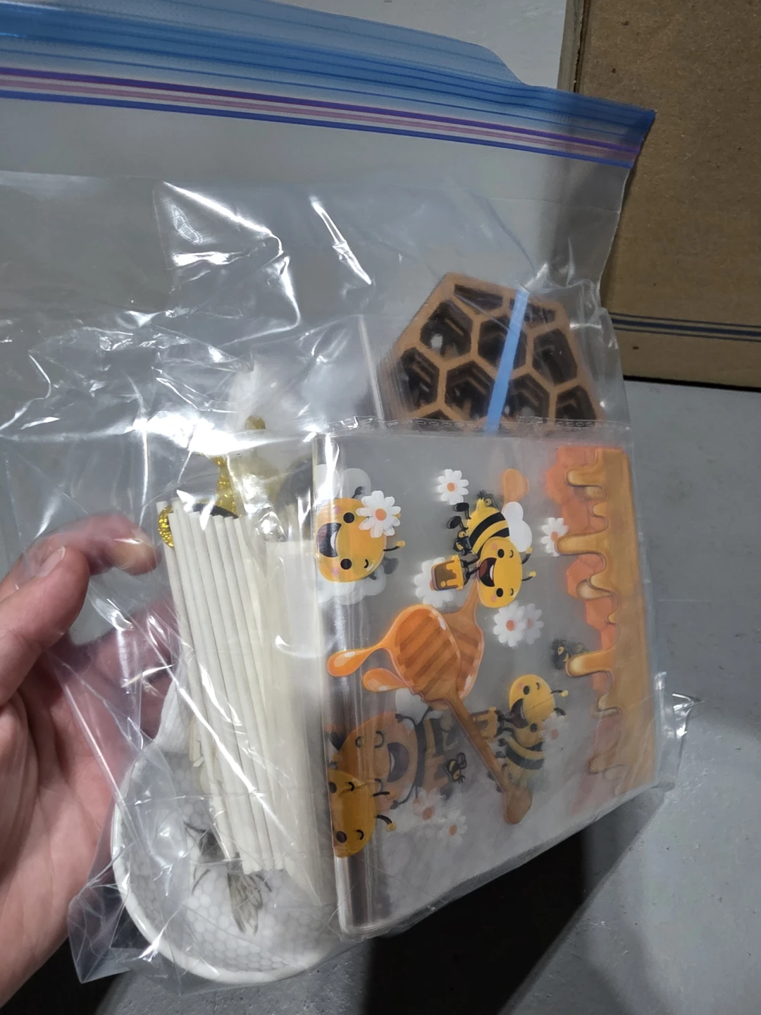 Bee themed party favour set