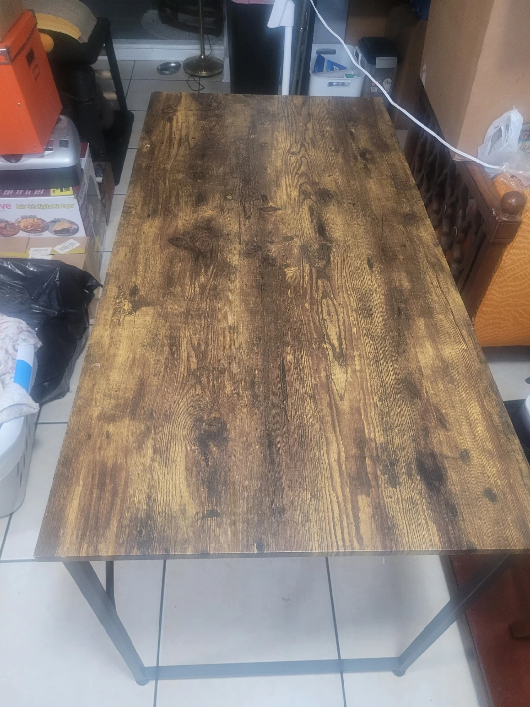 Gently used table/desk - photo 3
