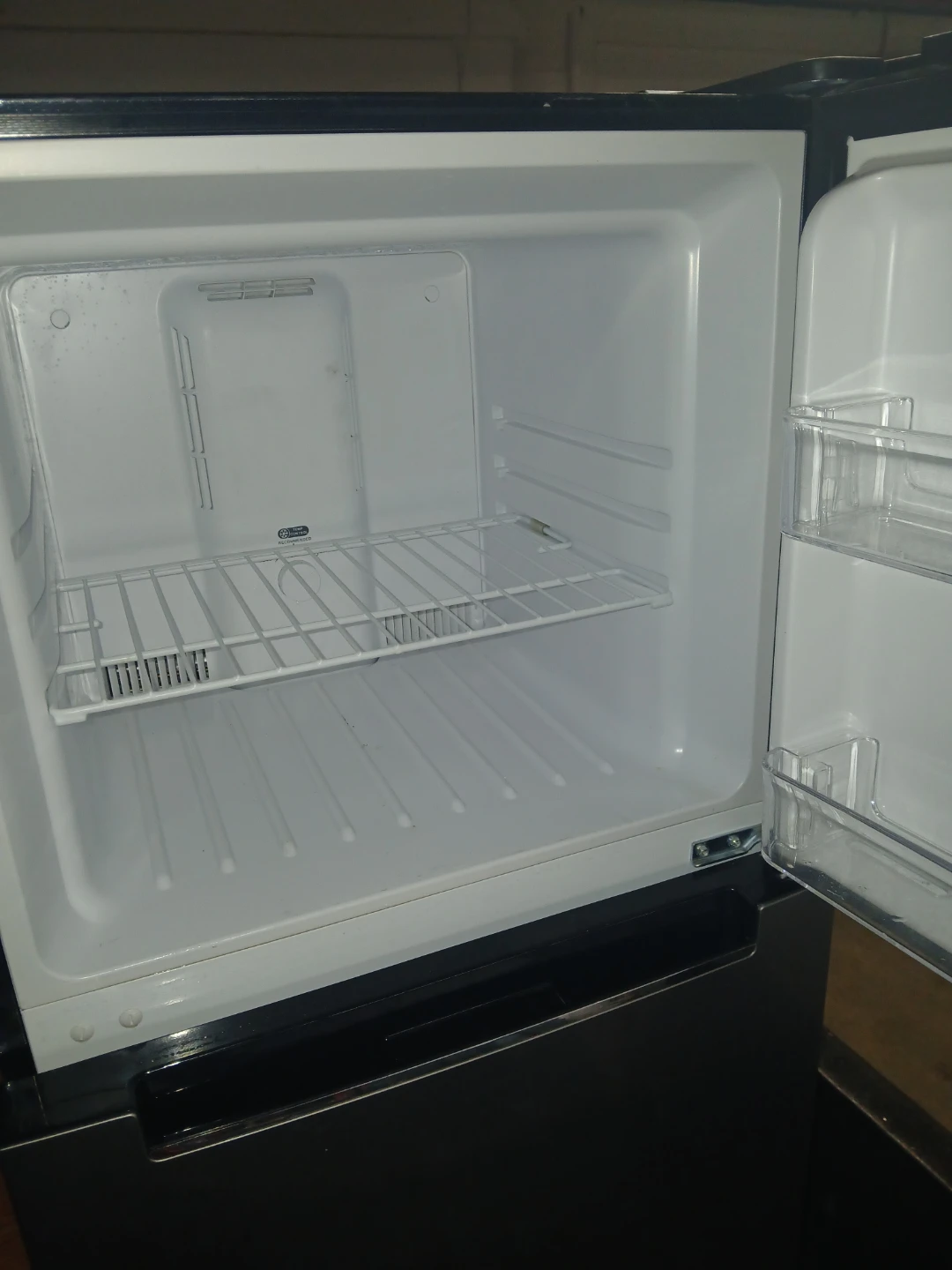 Refrigerator 60 inch tall working good - photo 3